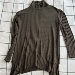 Ribbed Olive Green Turtleneck Top